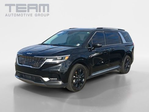 Used 2024 Kia Carnival SX image 3
