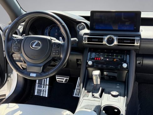 Used 2022 Lexus IS 350 F Sport RWD image 19