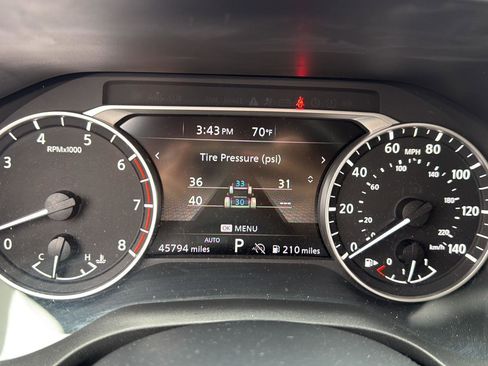 Used 2024 Nissan Rogue SV image 19