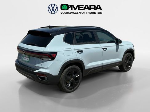 New 2026 Volkswagen Taos SE AWD/4WD image 5
