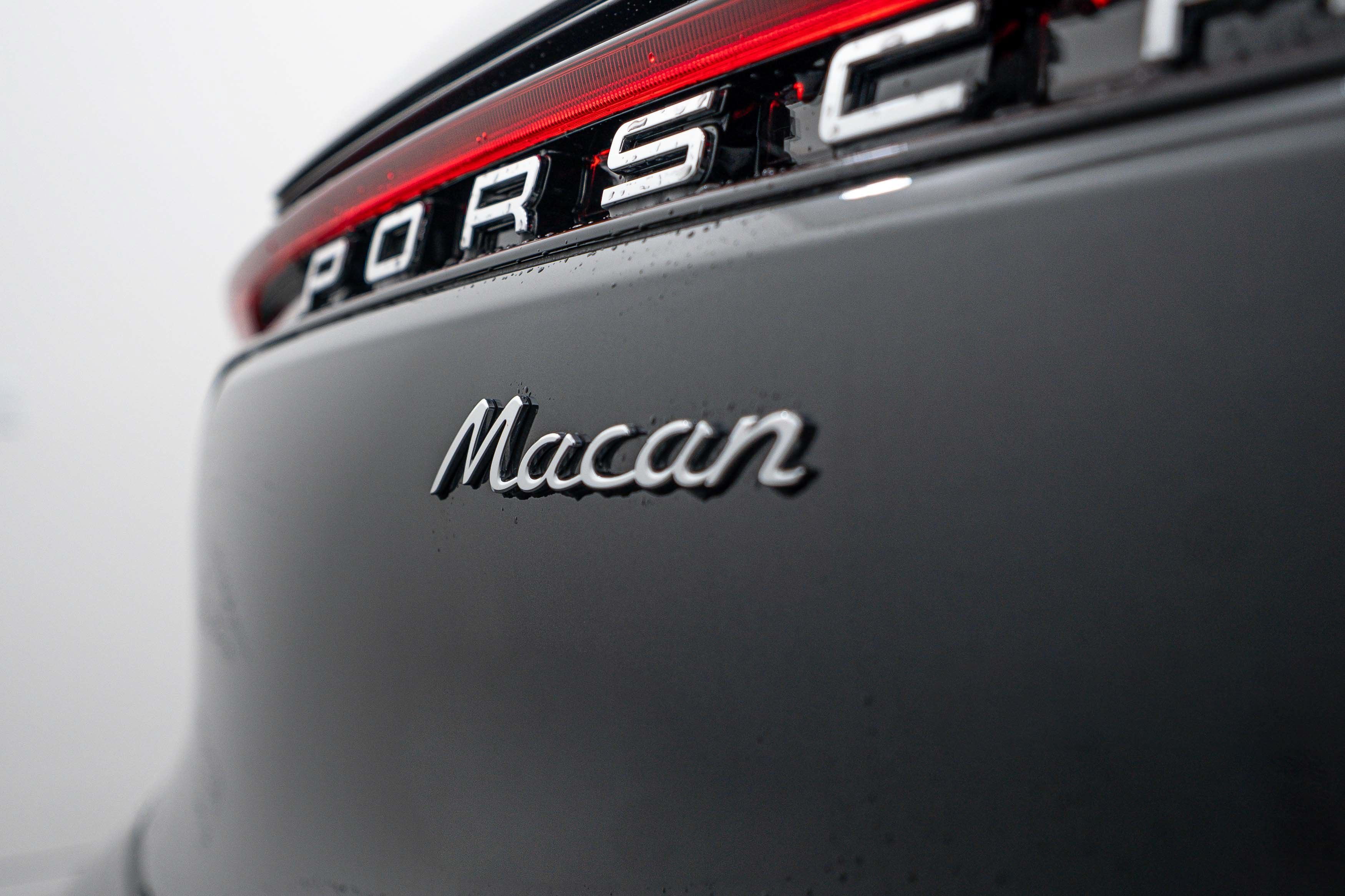 Certified 2026 Porsche Macan AWD/4WD image 25