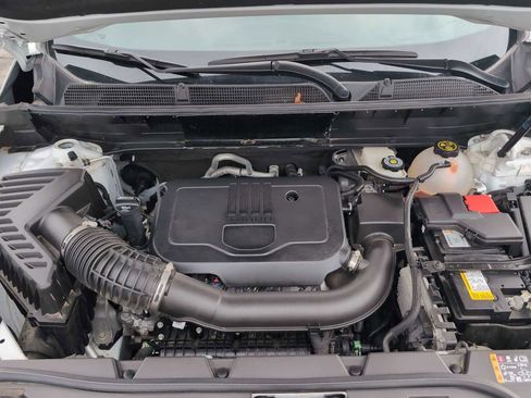 Used 2023 GMC Acadia SLT w/ Elevation Edition FWD image 32