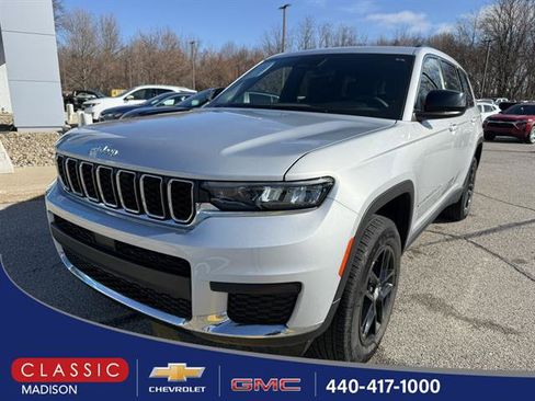 Used 2024 Jeep Grand Cherokee L Laredo w/ Luxury Tech Group I image 1
