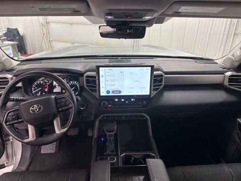 Used 2022 Toyota Tundra Limited AWD/4WD image 18