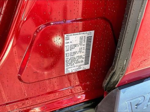 Used 2023 Nissan Pathfinder SL image 14