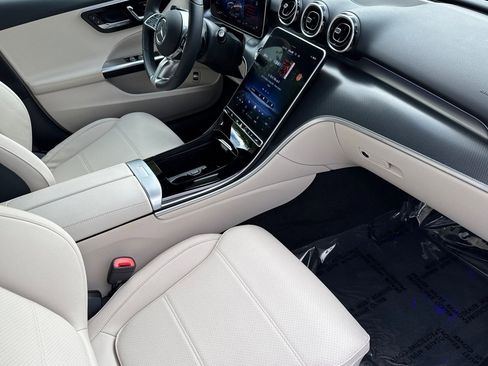 Certified 2025 Mercedes-Benz C 300 4MATIC Sedan image 15