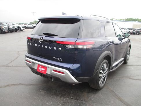 Used 2022 Nissan Pathfinder Platinum w/ Lighting Package (N93) AWD/4WD image 7