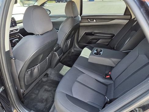 Used 2021 Kia K5 LXS image 11