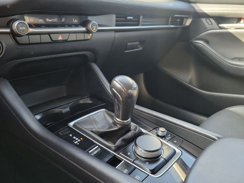 Used 2024 MAZDA MAZDA3 s FWD image 26