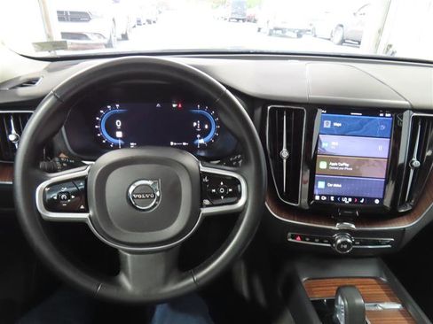 Used 2023 Volvo XC60 B5 Plus AWD/4WD image 14