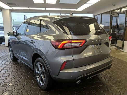 Used 2024 Ford Escape ST-Line w/ Tech Pack #1 image 8