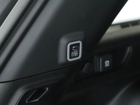 New 2026 Jeep Grand Cherokee Limited w/ Limited Altitude Package image 17