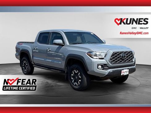 Used 2021 Toyota Tacoma TRD Sport AWD/4WD image 1