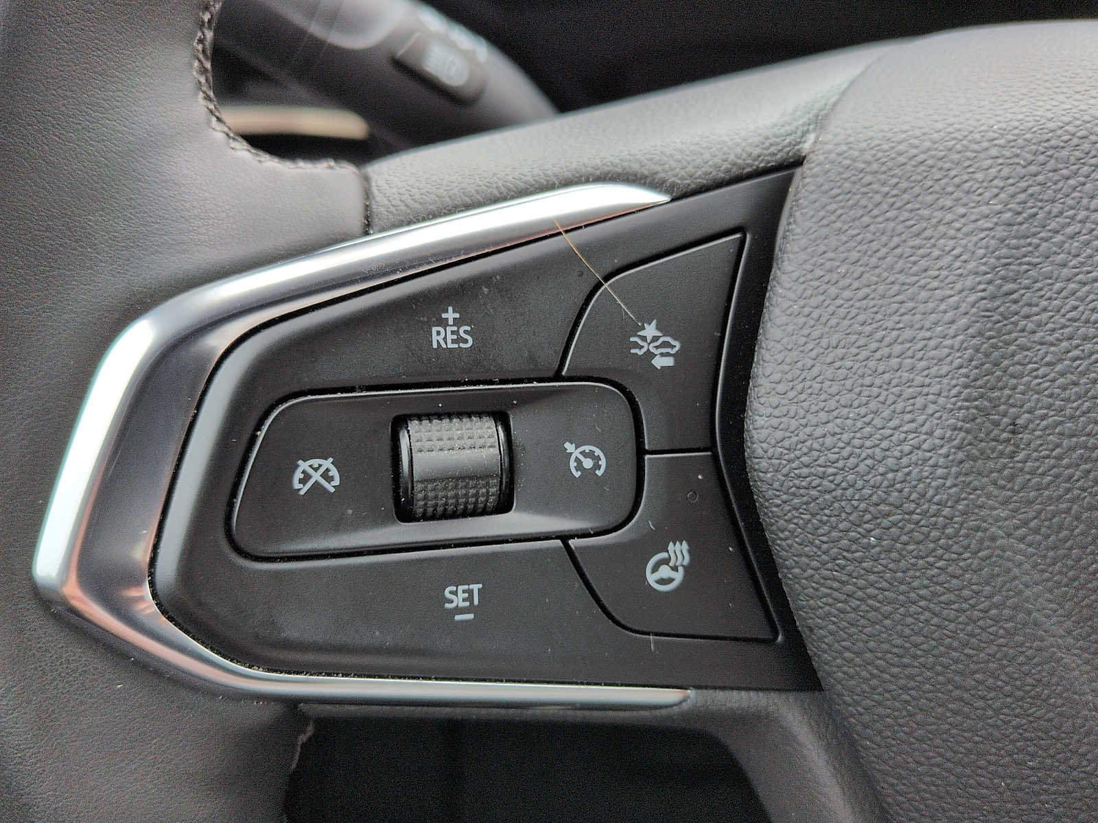 Used 2026 Chevrolet Trax ACTIV w/ Driver Confidence Package FWD image 16