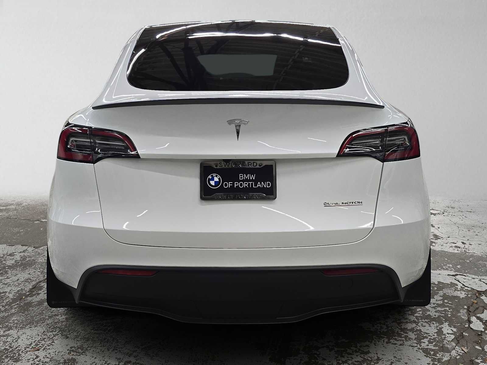 Used 2024 Tesla Model Y Performance AWD/4WD image 4