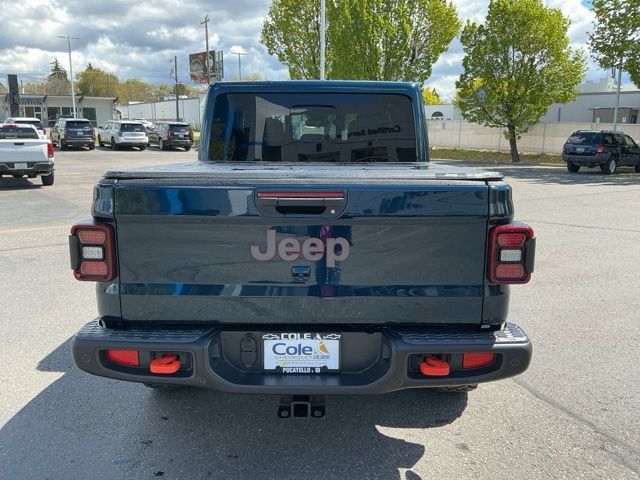 Used 2025 Jeep Gladiator Mojave AWD/4WD image 5