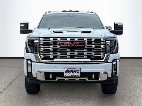 New 2026 GMC Sierra 2500 Denali image 2