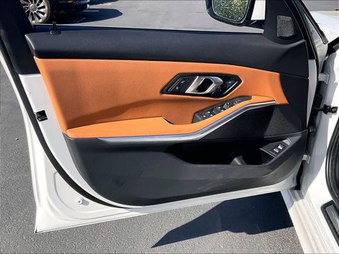 Used 2024 BMW 330i xDrive Sedan w/ Premium Package image 24