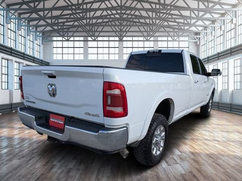 Used 2020 RAM 2500 Laramie AWD/4WD image 3