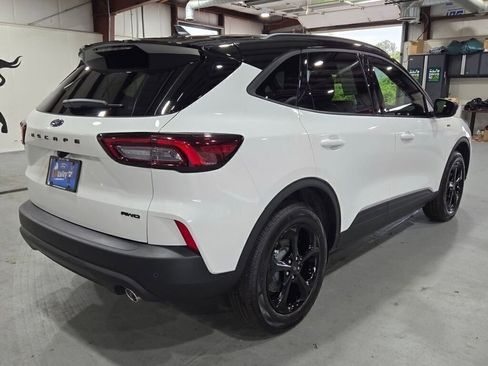 New 2025 Ford Escape ST-Line w/ Tech Pack #1 image 15