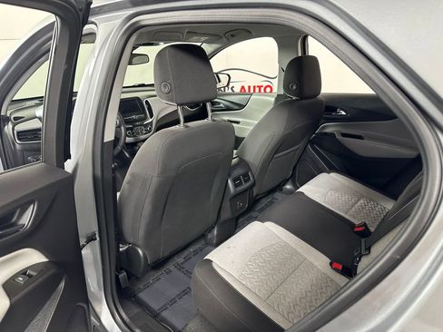 Used 2024 Chevrolet Equinox LT image 18