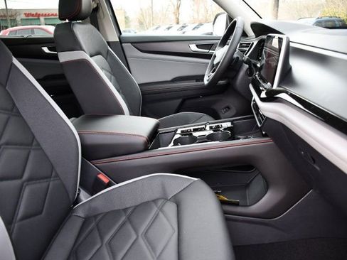 New 2026 Volkswagen Atlas Peak Edition image 31