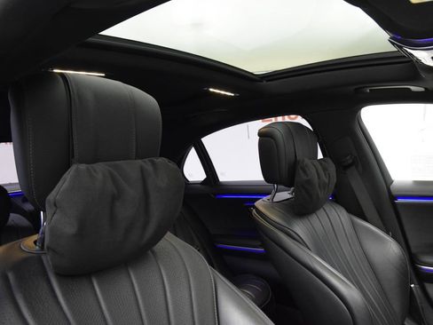 Used 2022 Mercedes-Benz S 580 4MATIC Sedan image 17