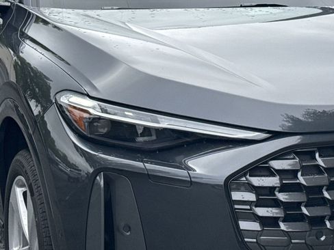 New 2025 Audi Q5 Premium Plus image 11