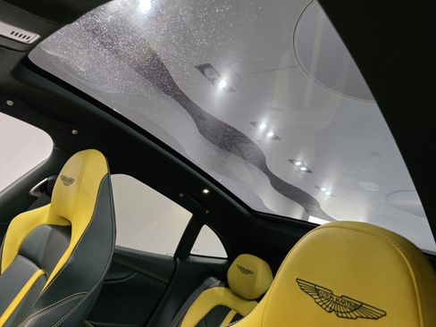 Used 2024 Aston Martin DBX 707 image 16