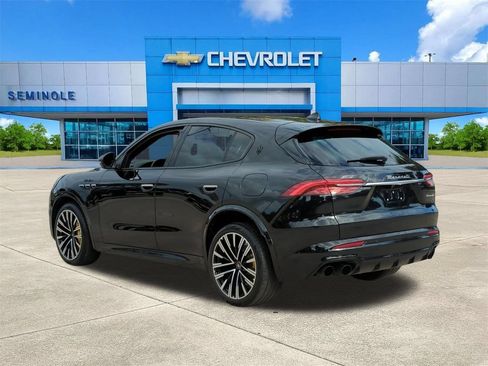 Used 2023 Maserati Grecale Modena AWD/4WD image 3