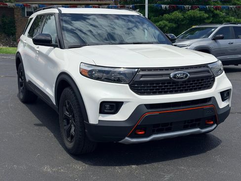 Used 2023 Ford Explorer Timberline w/ Timberline Technology Package AWD/4WD image 3