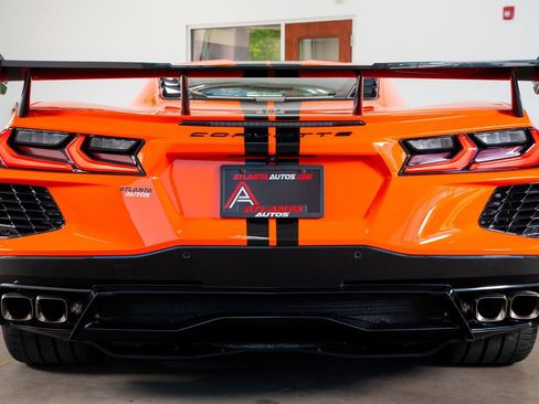 Used 2023 Chevrolet Corvette Stingray Premium Cpe w/ Z51 Performance Package image 11