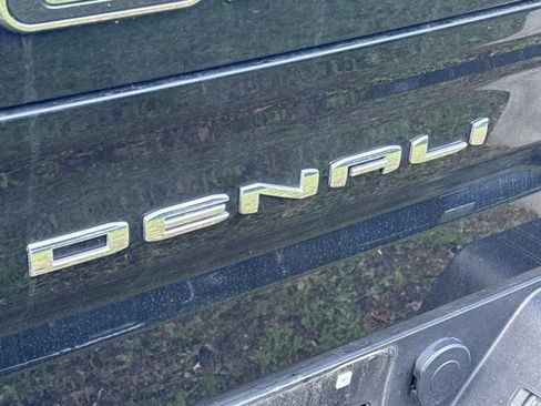 Used 2025 GMC Sierra 1500 Denali Ultimate AWD/4WD image 9