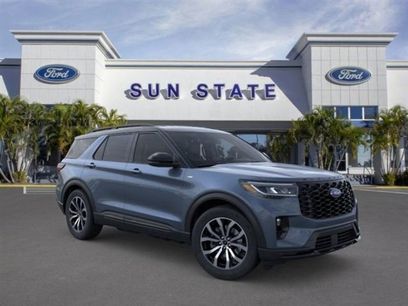 New 2025 Ford Explorer ST-Line w/ Premium Package