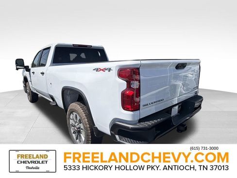 New 2026 Chevrolet Silverado 2500 Custom w/ Custom Value Package AWD/4WD image 4