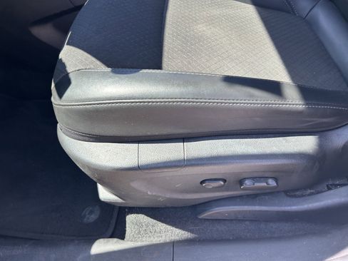 Used 2021 Buick Encore Preferred FWD image 11