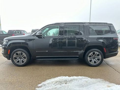 New 2024 Jeep Wagoneer 4WD w/ Premium Group I image 7
