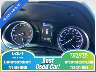 Used 2019 Toyota Camry SE w/ Convenience Package