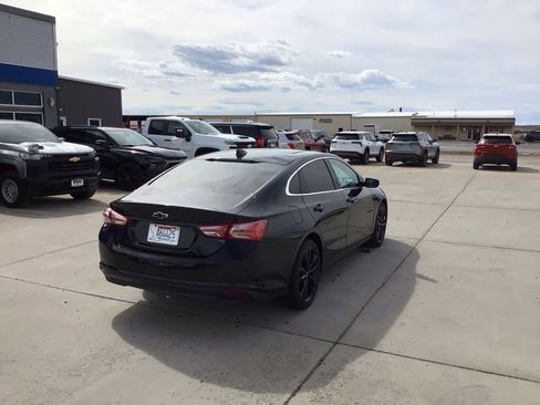 Used 2022 Chevrolet Malibu LT w/ LT Plus Package FWD image 5