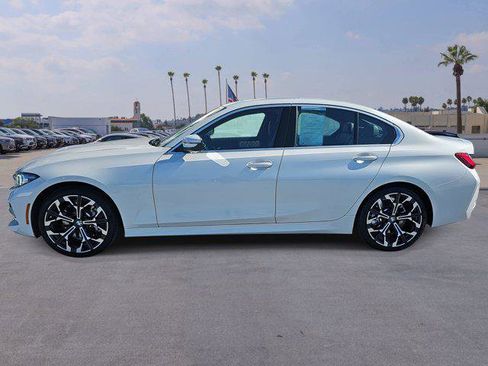 Used 2025 BMW 330i Sedan w/ M Sport Package image 8