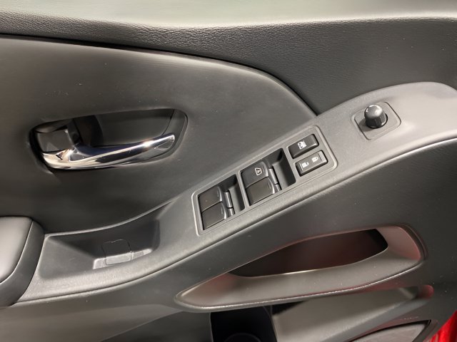 Certified 2024 Nissan Frontier SV AWD/4WD image 10