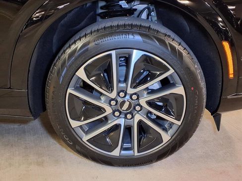 Used 2026 Cadillac Optiq Sport 2 image 5