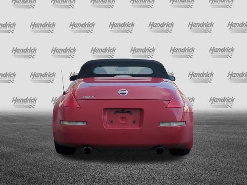 Used 2006 Nissan 350Z Grand Touring RWD image 9