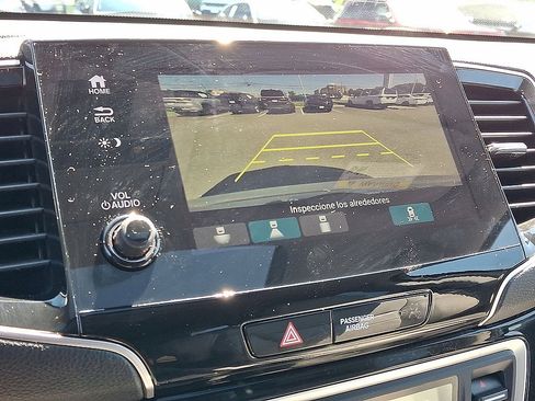 Used 2019 Honda Pilot Touring image 21