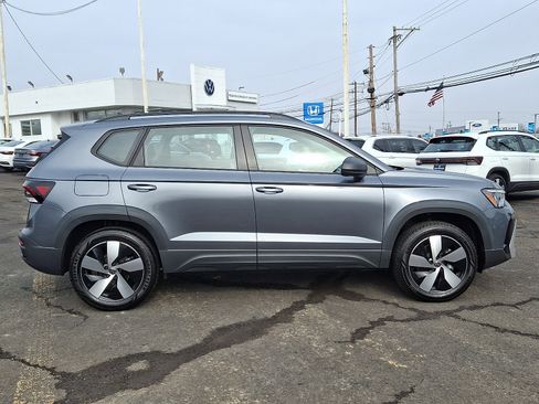 Used 2025 Volkswagen Taos S image 8