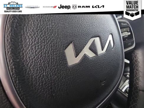 Used 2023 Kia Sorento S w/ Panoramic Sunroof Package AWD/4WD image 29