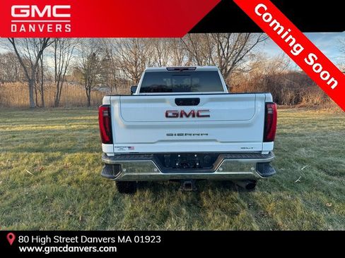 Used 2024 GMC Sierra 2500 SLT w/ SLT Premium Package image 4