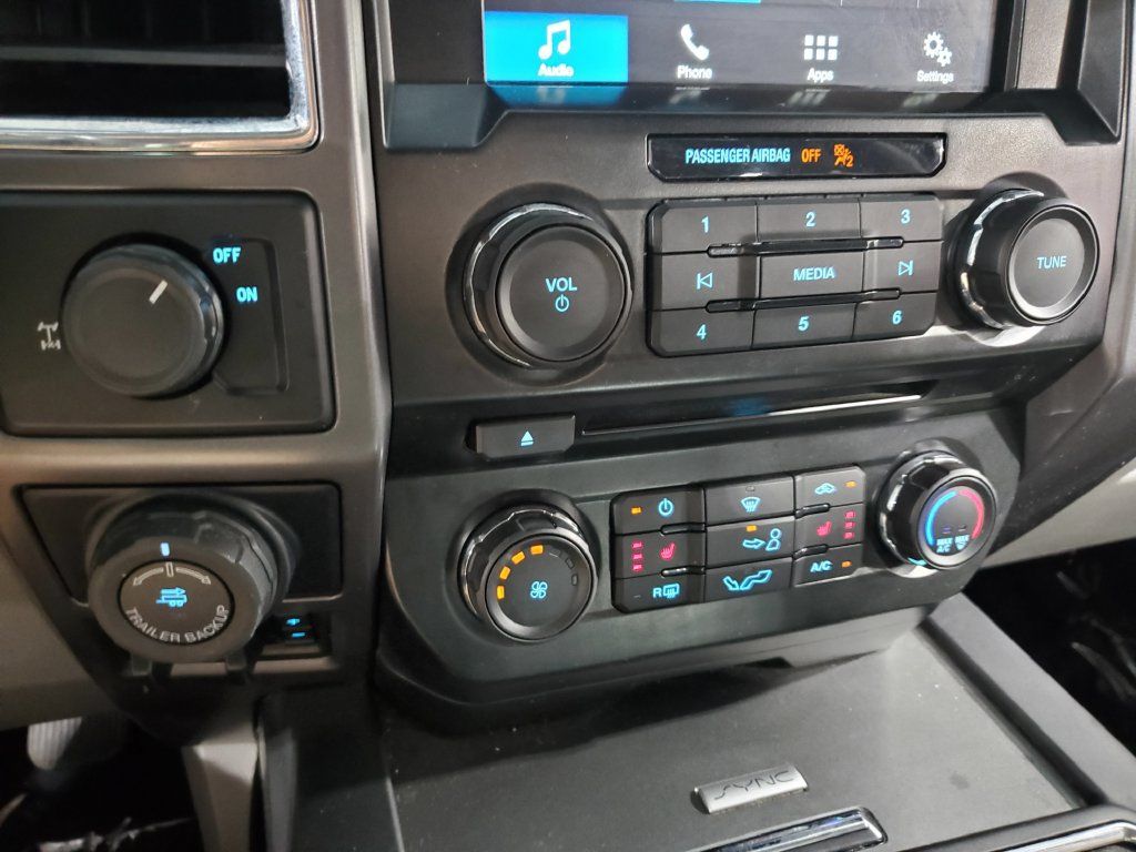 Used 2016 Ford F150 XLT w/ Equipment Group 302A Luxury RWD image 29
