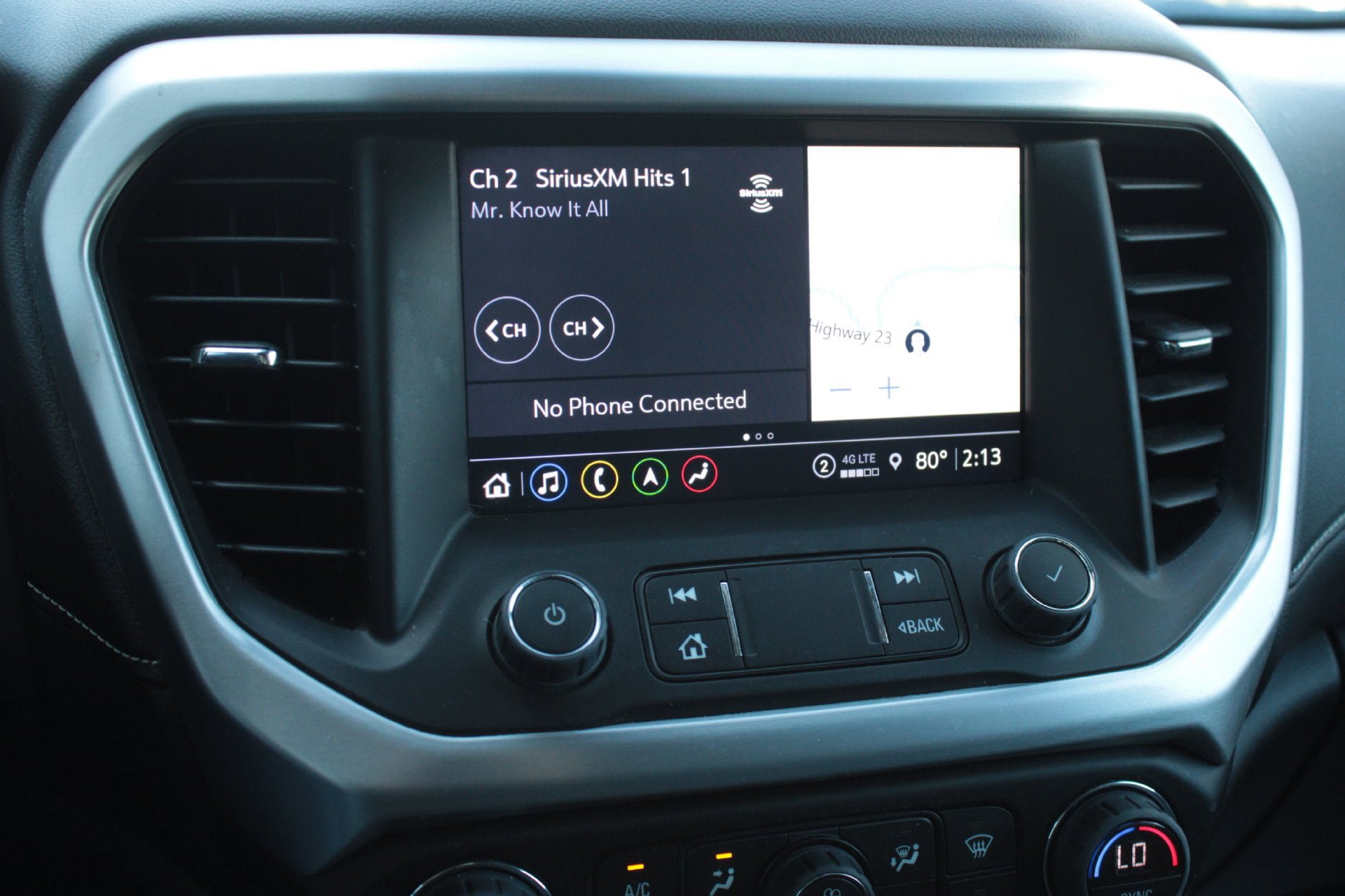 Used 2023 GMC Acadia SLT w/ Preferred Package AWD/4WD image 43