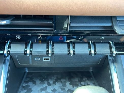 Certified 2023 GMC Canyon AT4 w/ AT4 Premium Package image 42